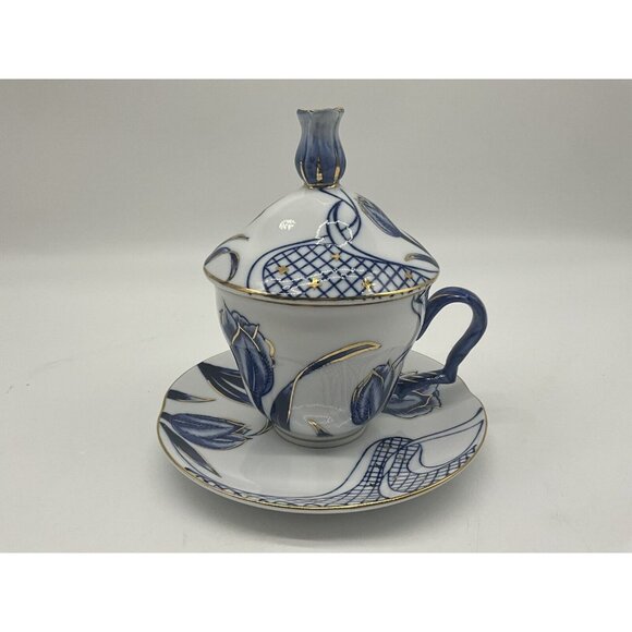 Bombay Company VTG Lidded Teacup and Saucer Set Collectible Blue/White Floral  1 - Picture 11 of 16